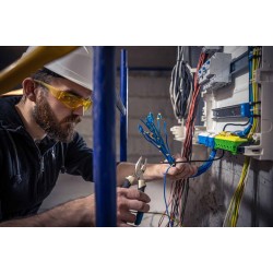 الأعمال الكهربائية